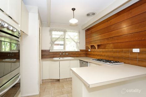 Property photo of 10 Nevana Street Scoresby VIC 3179