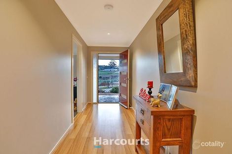 Property photo of 6 Appleporch Way Drouin VIC 3818