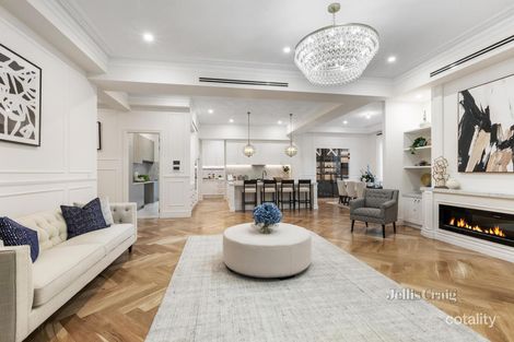 Property photo of 19 Watsons Road Glen Waverley VIC 3150