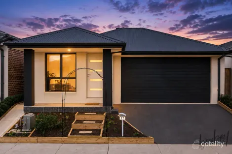 Property photo of 17 Feedwater Road Donnybrook VIC 3064