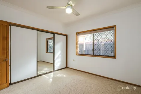 Property photo of 5 Whitby Court Banksia Beach QLD 4507