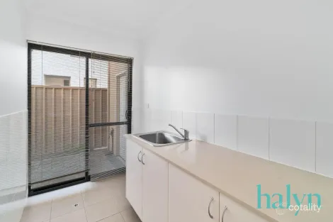 Property photo of 1/11 Salisbury Road Rivervale WA 6103