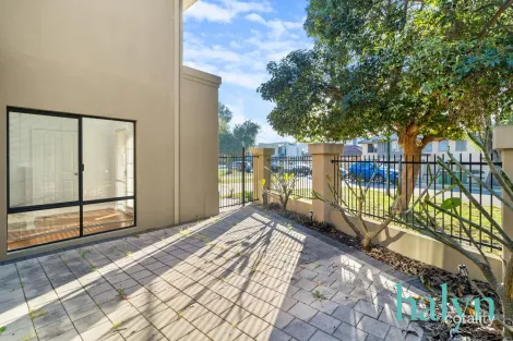Property photo of 1/11 Salisbury Road Rivervale WA 6103