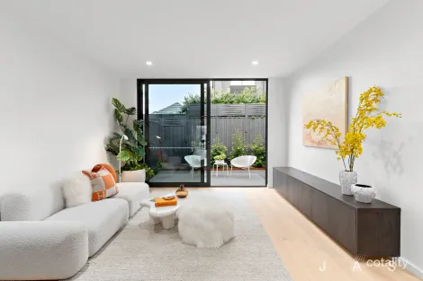 Property photo of 3B Charles Street Seddon VIC 3011
