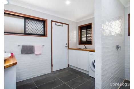 Property photo of 2/22 Nineteenth Avenue Palm Beach QLD 4221
