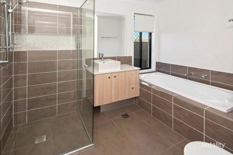 Property photo of 5 Mellor Street Augustine Heights QLD 4300