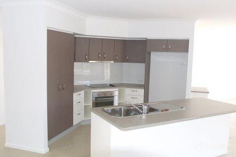 Property photo of 5 Parkland Drive Pacific Paradise QLD 4564