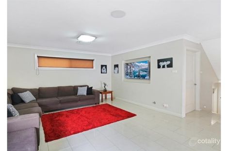 Property photo of 11 Gentle Close Casula NSW 2170