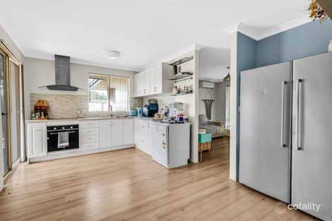 Property photo of 2/1 Murray Crescent Halls Head WA 6210