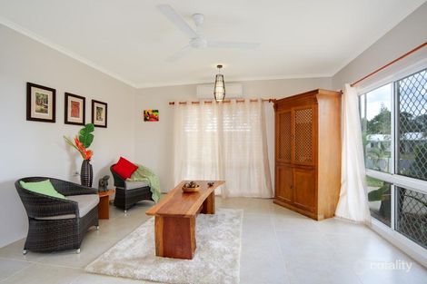 Property photo of 5 Batavia Court Bentley Park QLD 4869