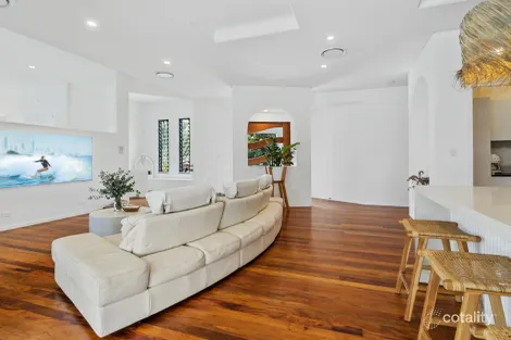 Property photo of 20 Calcita Avenue Elanora QLD 4221