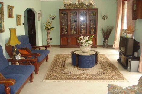 Property photo of 16 Nottingham Crescent Chipping Norton NSW 2170