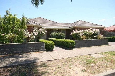 Property photo of 20 Eldershaw Drive Lynbrook VIC 3975
