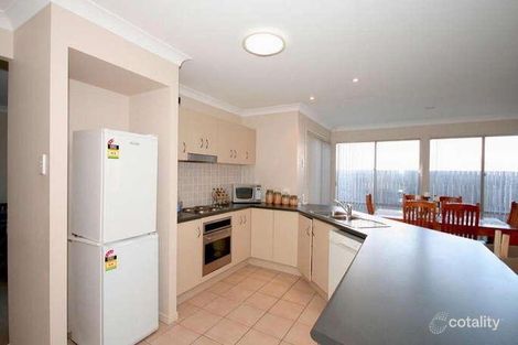 Property photo of 5 Piccadilly Place Forest Lake QLD 4078