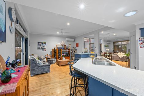 Property photo of 58 Nullarbor Circuit Forest Lake QLD 4078