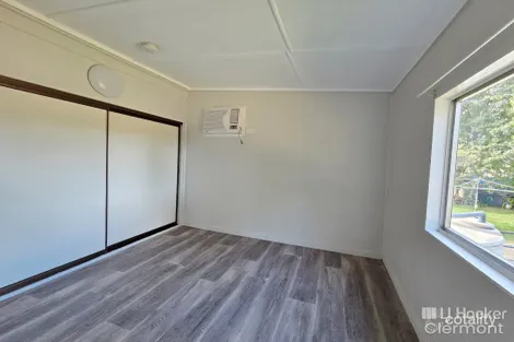 Property photo of 45 Jellicoe Street Clermont QLD 4721