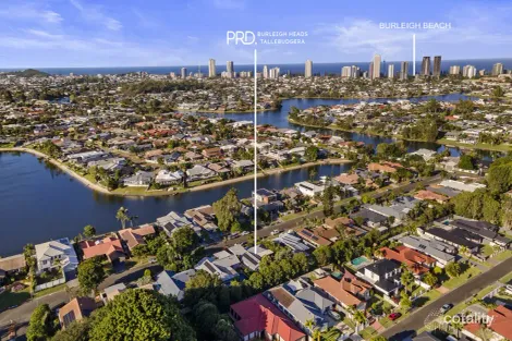 22 Wedgebill Pde, Burleigh Waters, QLD 4220