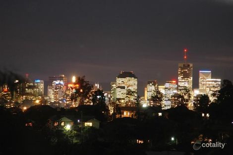 19 Sydney Ave, Camp Hill, QLD 4152