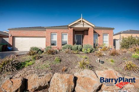 40 Eucumbene Dr, Berwick, VIC 3806