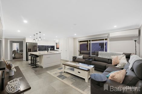 Property photo of 6 Summerhill Boulevard Drouin VIC 3818