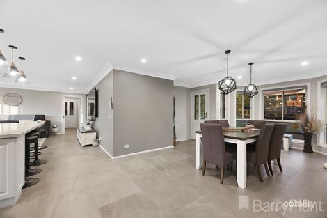 Property photo of 6 Summerhill Boulevard Drouin VIC 3818