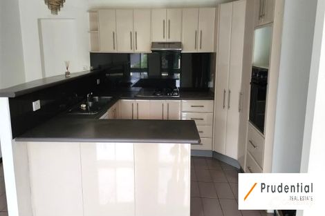 Property photo of 1 Brownlow Place Ambarvale NSW 2560