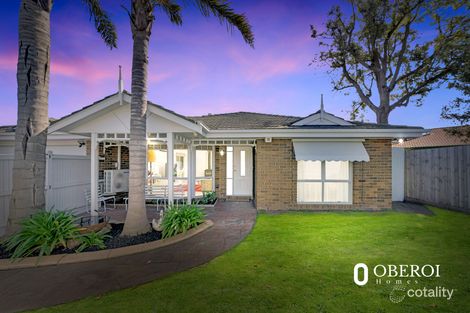 Property photo of 213 Hall Road Carrum Downs VIC 3201