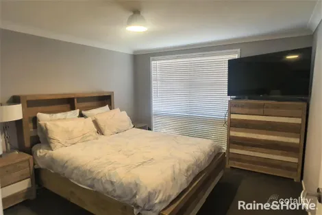 Property photo of 4/6 Allard Place Ingleburn NSW 2565