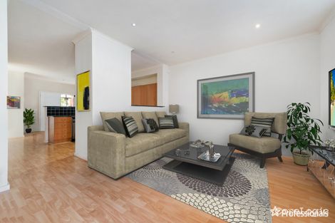 Property photo of 12/19 Sovereign Place Wantirna South VIC 3152