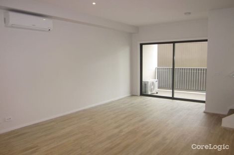 Property photo of 13/11 Troward Harvey Way Craigieburn VIC 3064
