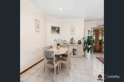 Property photo of 45 Gippsland Drive Helensvale QLD 4212