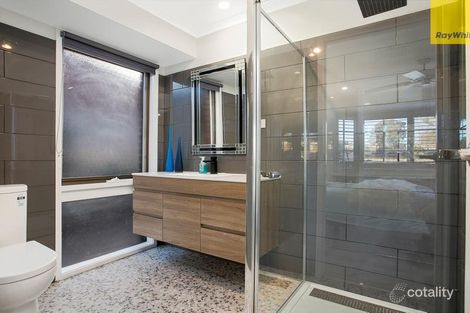 Property photo of 3/8 Dunraven Court Sydenham VIC 3037