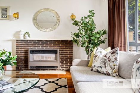 Property photo of 5 Marlene Court Springvale VIC 3171