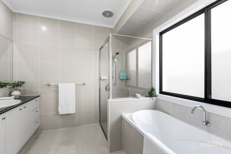 Property photo of 35 Edwardson Drive Pelican Waters QLD 4551