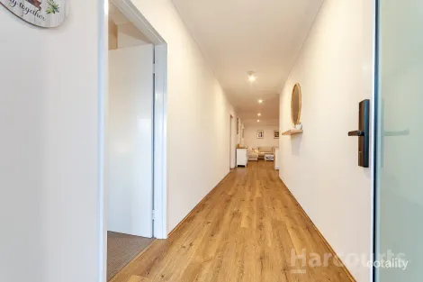 Property photo of 4 Lucent Approach Eglinton WA 6034