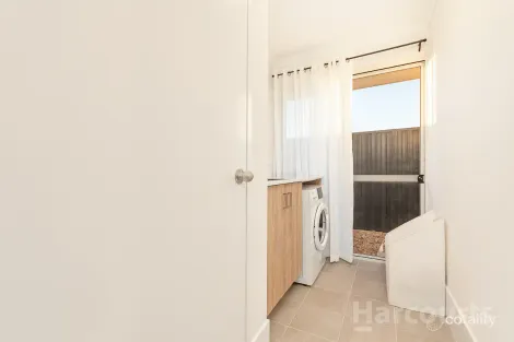 Property photo of 4 Lucent Approach Eglinton WA 6034