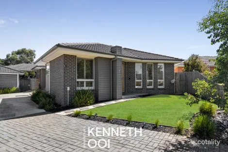 4/15 Comrie Ct, Bayswater, VIC 3153