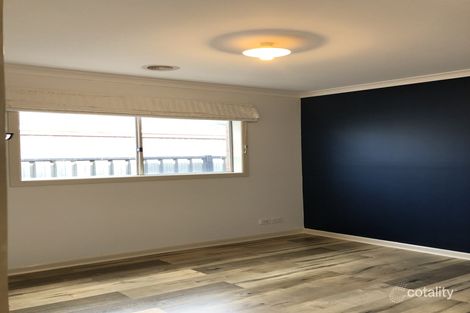 Property photo of 18 Winona Circuit Tarneit VIC 3029