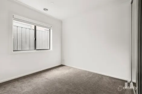 Property photo of 63 Nancarrow Drive Doreen VIC 3754