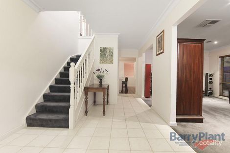Property photo of 25 Mallard Street Berwick VIC 3806