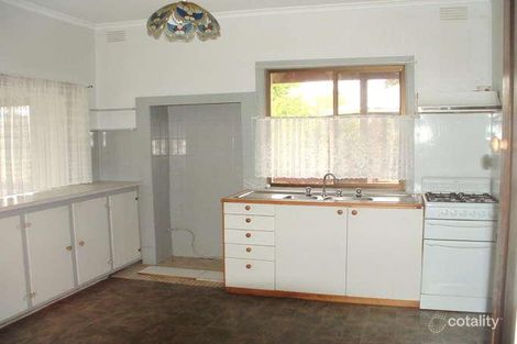 Property photo of 81 Longwarry Road Drouin VIC 3818