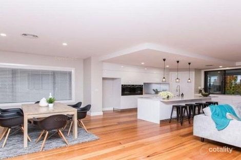 Property photo of 51 Andrews Avenue Kooringal NSW 2650