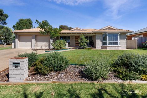 28 Yarrawah Cres, Bourkelands, NSW 2650