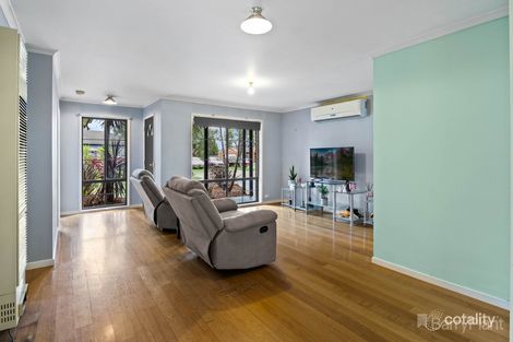 Property photo of 10 Herald Court Narre Warren VIC 3805