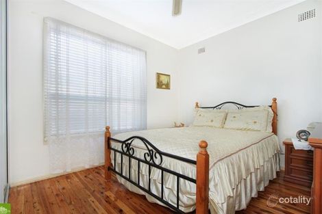 Property photo of 1 Craig Crescent Dapto NSW 2530