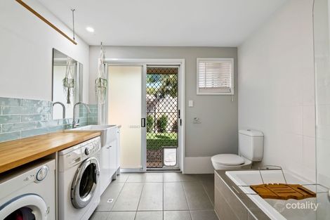 Property photo of 2269 David Low Way Peregian Beach QLD 4573