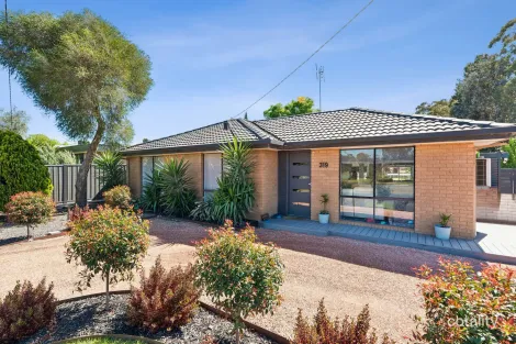 319 MCIVOR RD, JUNORTOUN, VIC 3551
