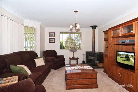 Property photo of 17 Cary Road Glenvale QLD 4350