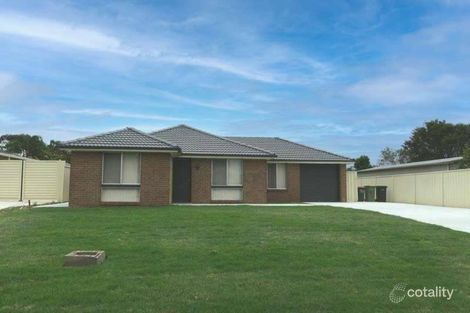 Property photo of 91 St Clair Avenue St Clair NSW 2759