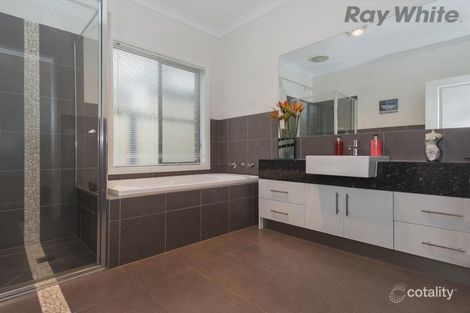 Property photo of 32 Katrina Drive Burnside Heights VIC 3023